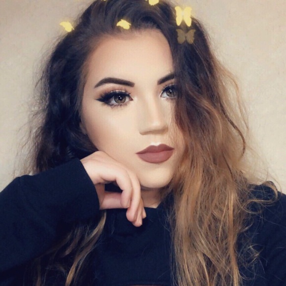 Meet your Posher, Adrianna - Picture 3 of 3